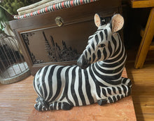 画像をギャラリービューアに読み込む, HOME DECOR／8B-5／zebra  object
